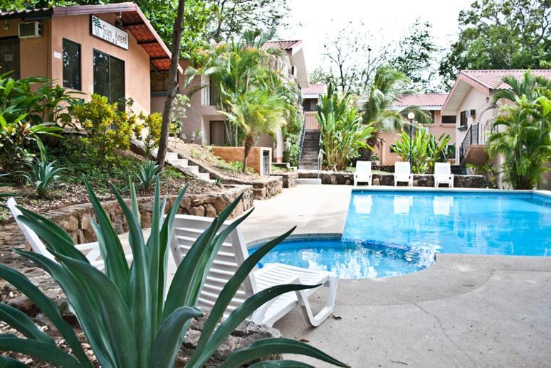 Villas San Angel Sardinal Екстериор снимка